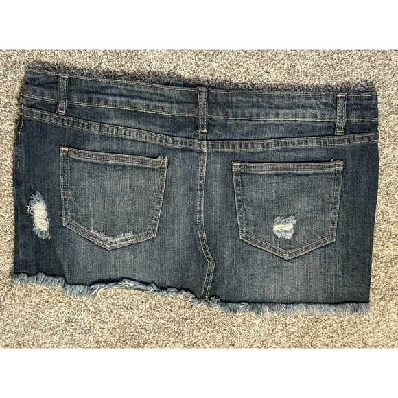 Wet Seal Womens Blue Denim Distressed Mini Skirt Size 11 Medium Wash Raw Hem Y2K - Picture 4 of 10